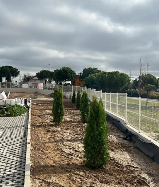 OBRAS Y PLANTACIONES